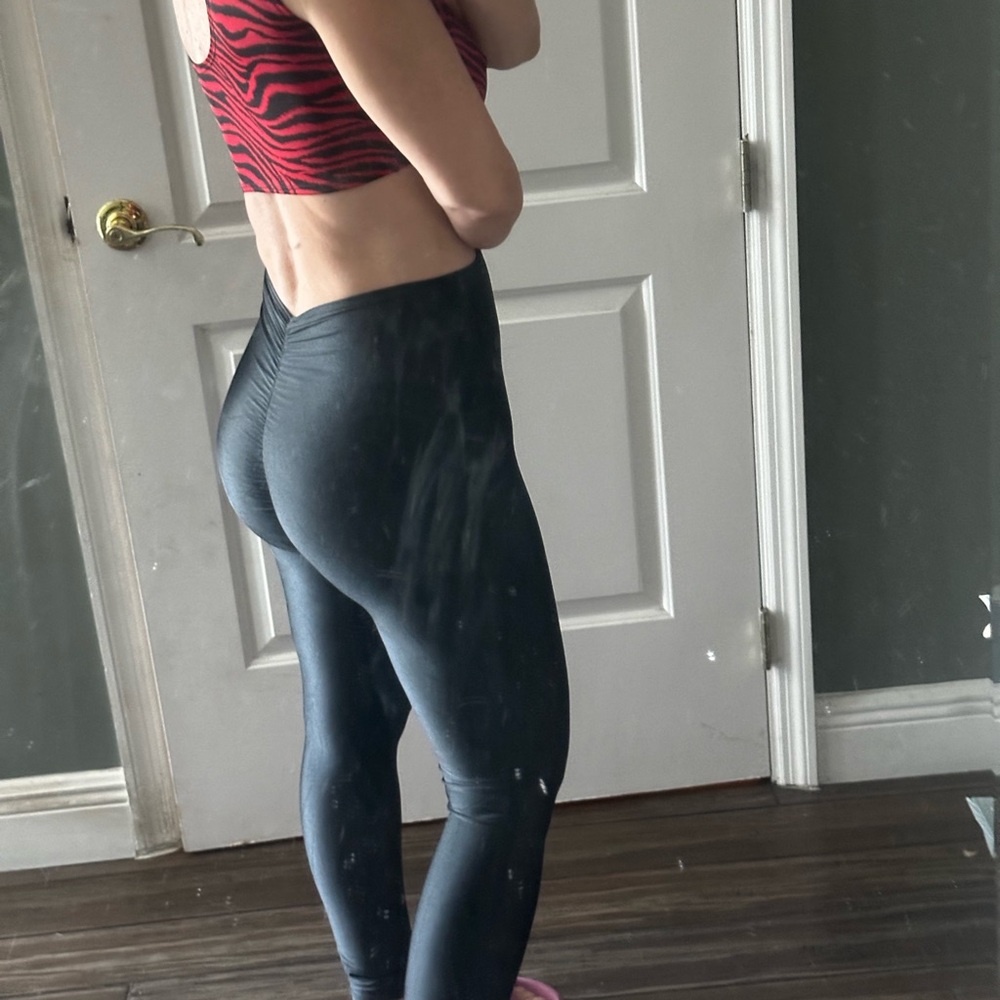 Bodysuits - Picture 4 of 16